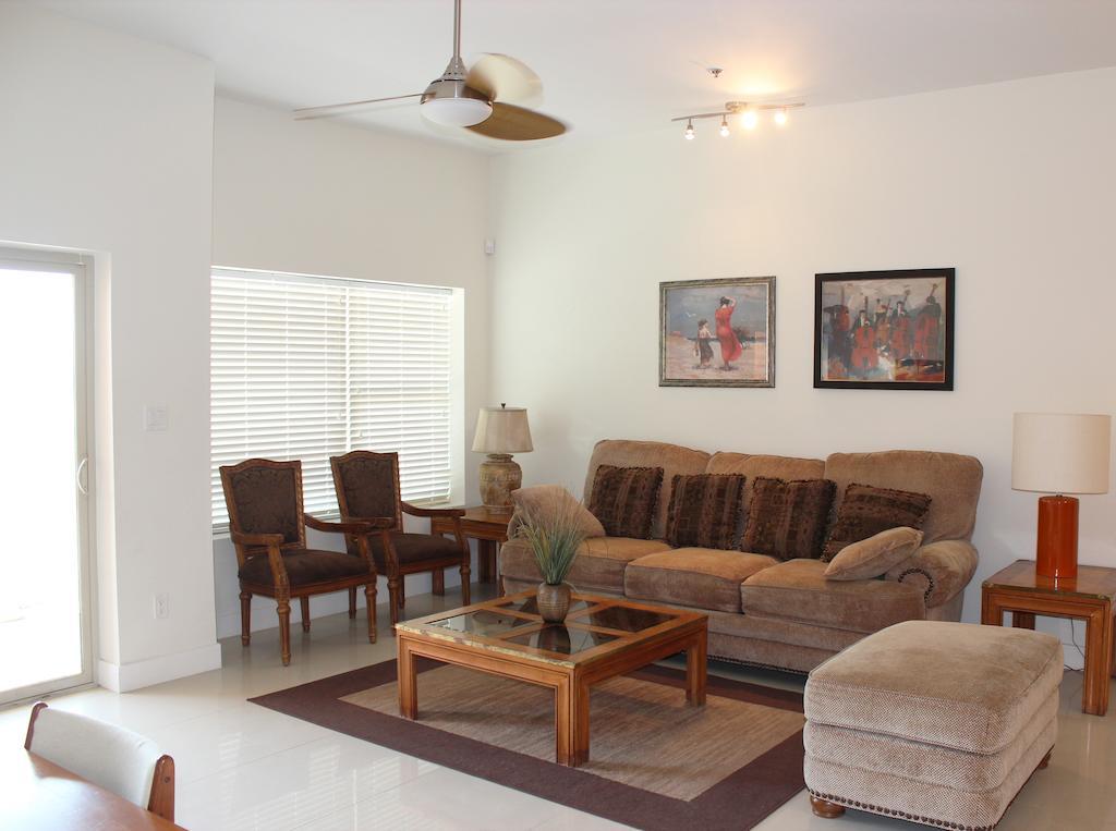 סאות' פאדרה איילנד La Isla South Padre Residences חדר תמונה